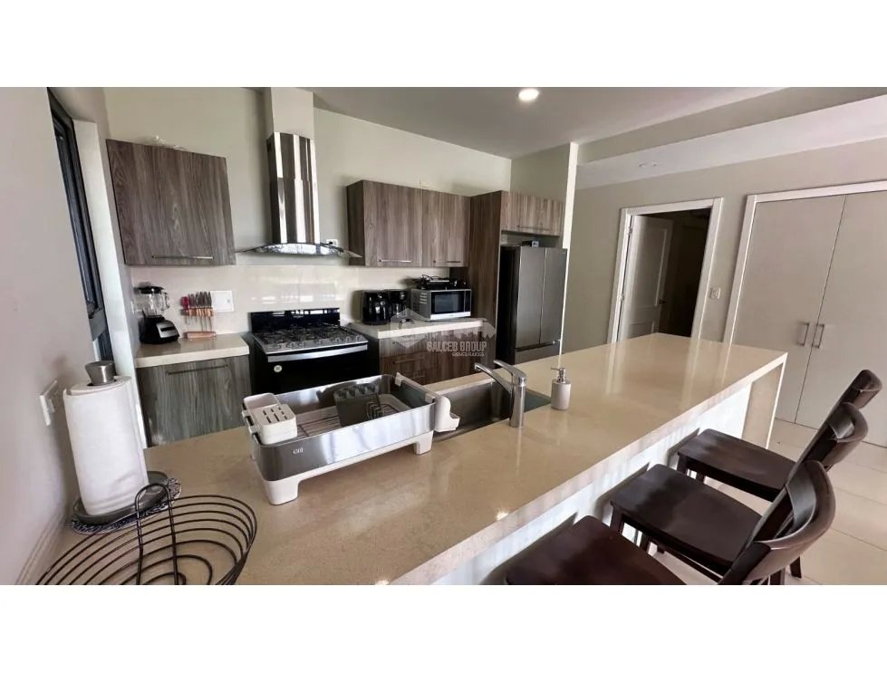 SE VENDE CASA EN SAN CARLOS PUNTA CAELO 180 M2 CON TERRAZA