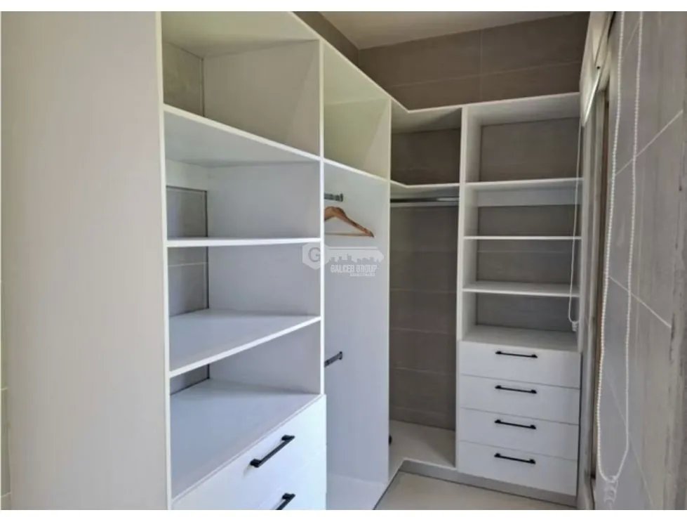 SE VENDE CASA EN PUNTA CHAME LA COLONIA 1110 M2  CON PISCINA