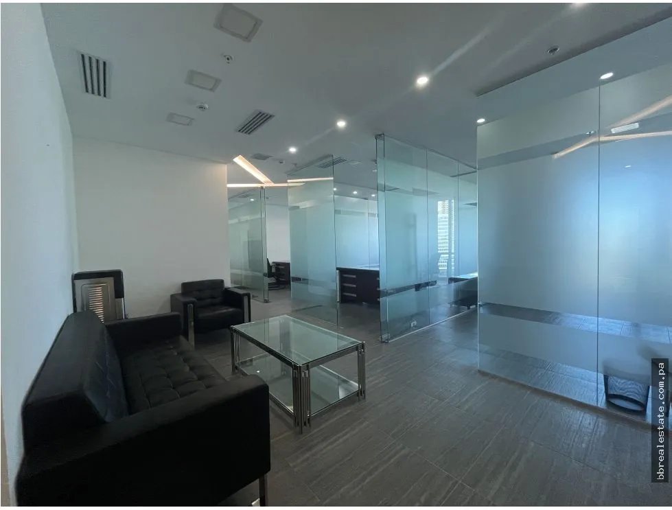 Venta de oficina en Financial Park, Costa del Este