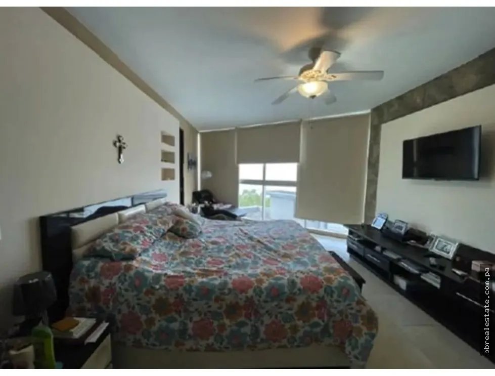 Venta de apartamento en Costa del Este, PH Pearl at the Sea