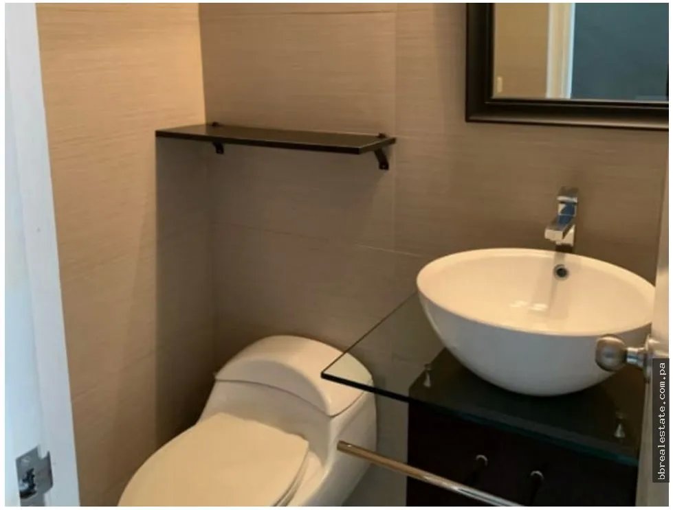 Venta de casa dúplex, La Alameda