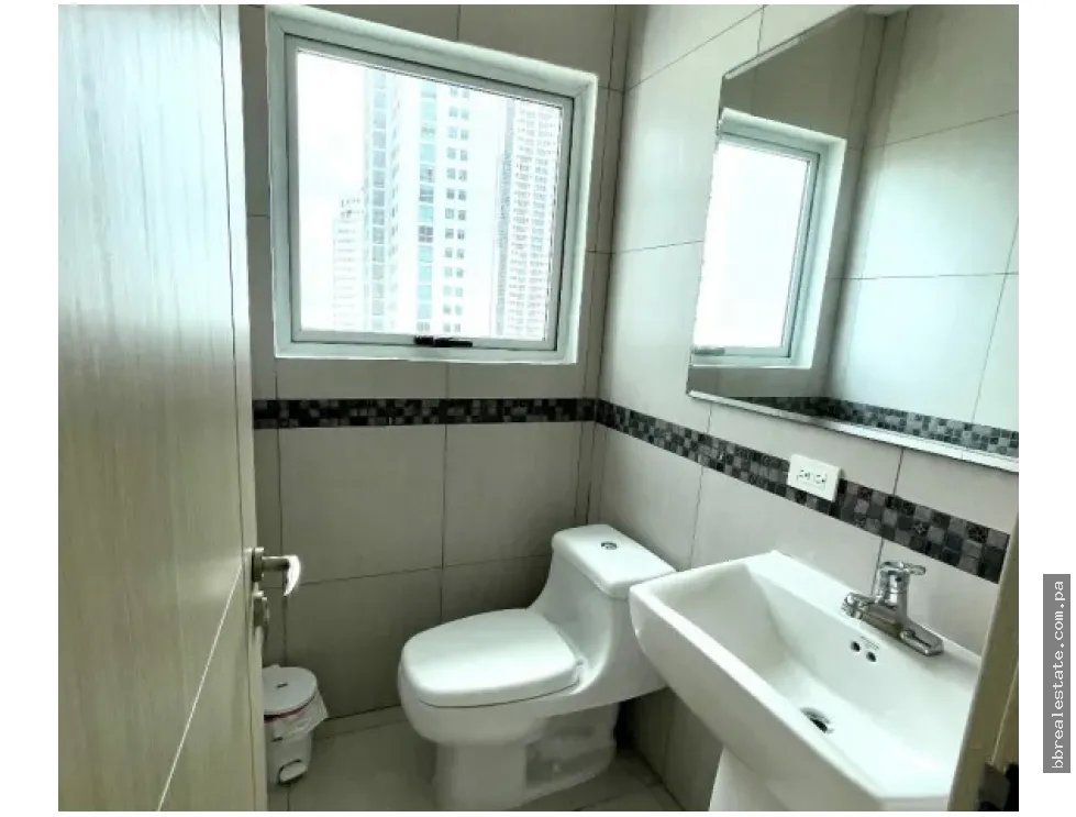 Se vende apartamento en Coco del Mar, PH Moon Tower