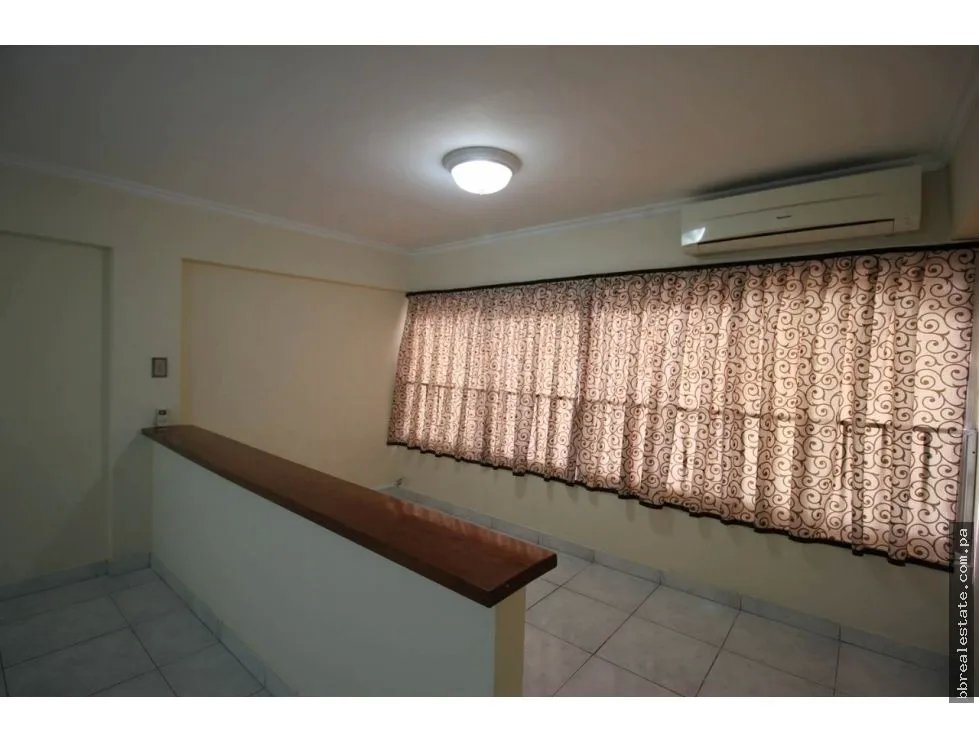 Se Alquila Apartamento En El Cangrejo PH Las Azucenas