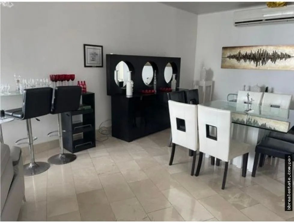 Se vende apartamento en punta pacifica, Ph Grand Tower
