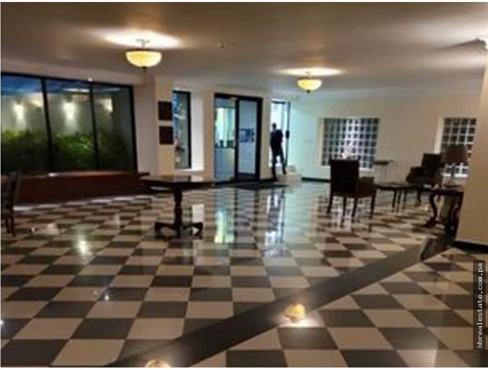 Se vende Apartamento en Plaza Edison,Ph Oceania