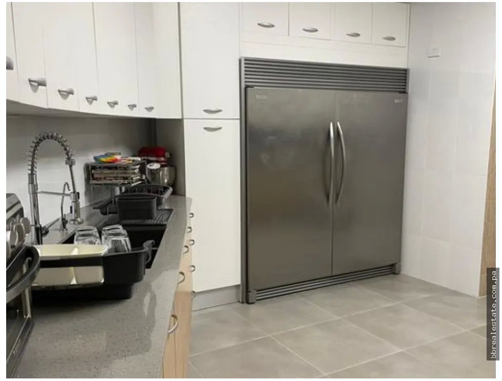 Se vende apartamento en Punta Paitilla, Ph Torres del Parque