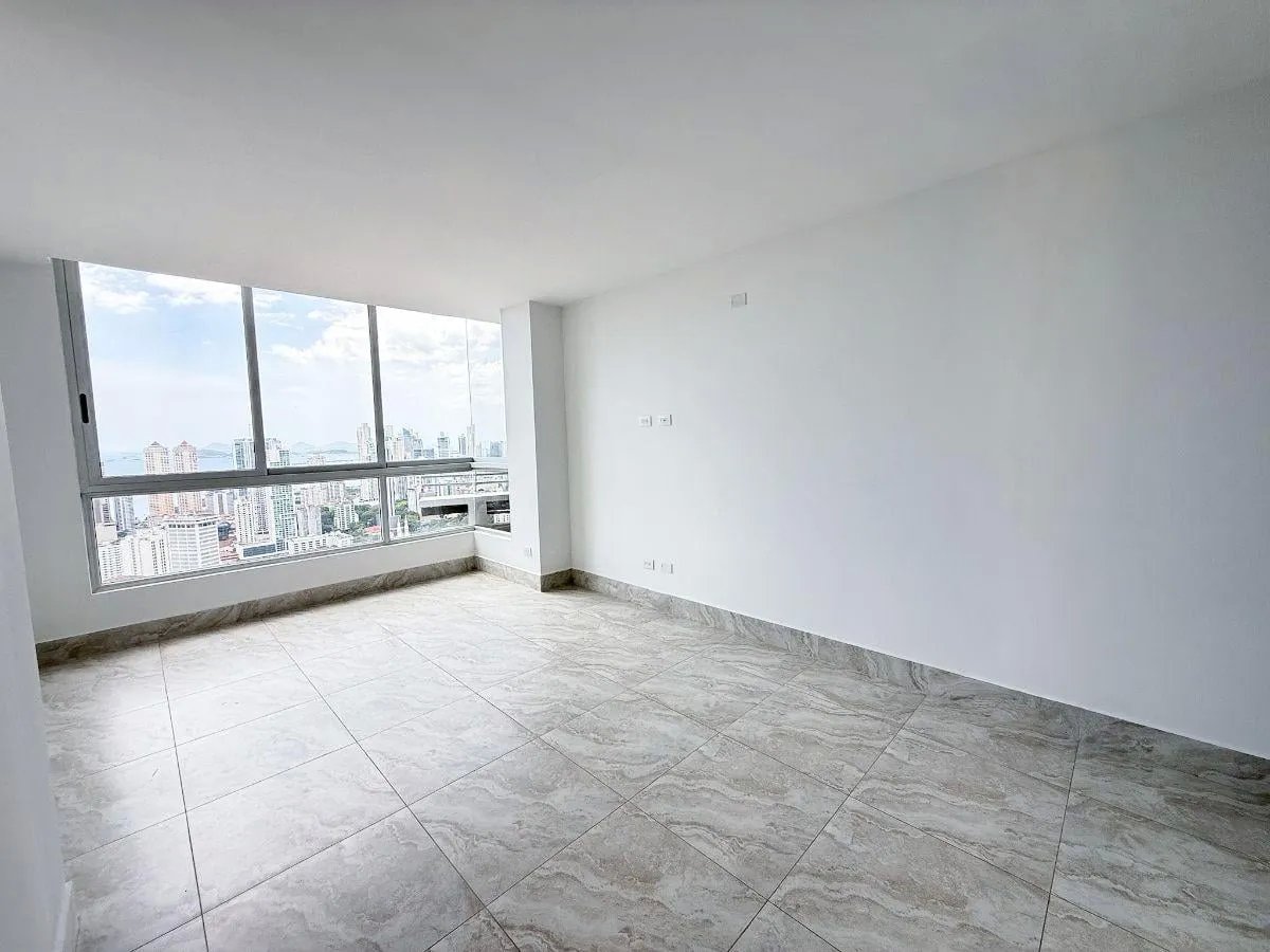 Espectacular Penthouse en Luxor 400 El Cangrejo 300 m², 4 Rec + CBE y Balcón