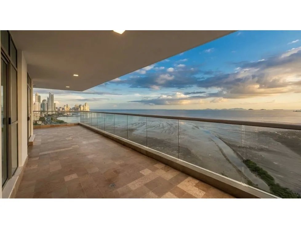 Sale of Apartment in Paramount, Costa del Este. EAR