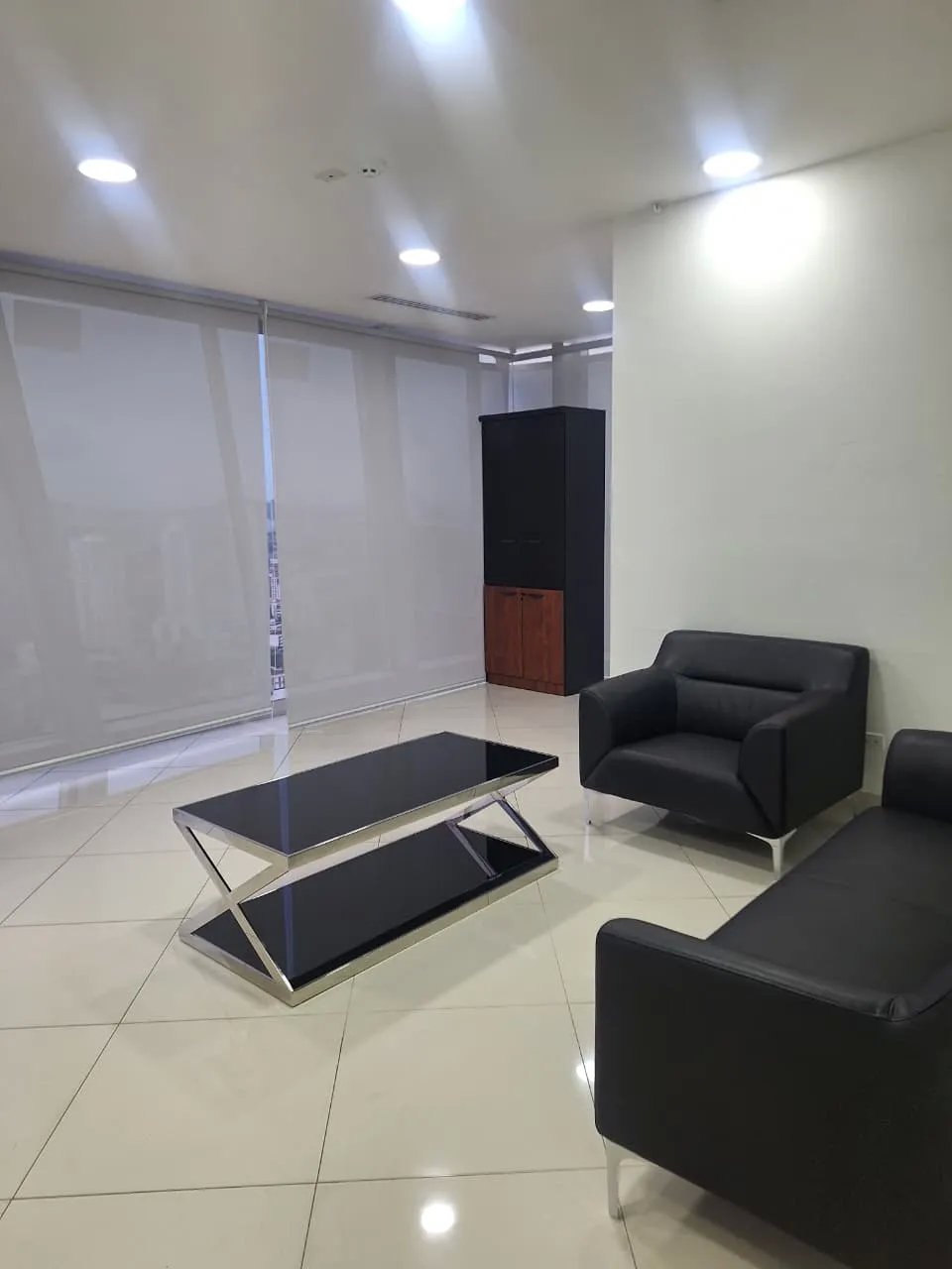 Office for Sale in the Heart of the Financial District