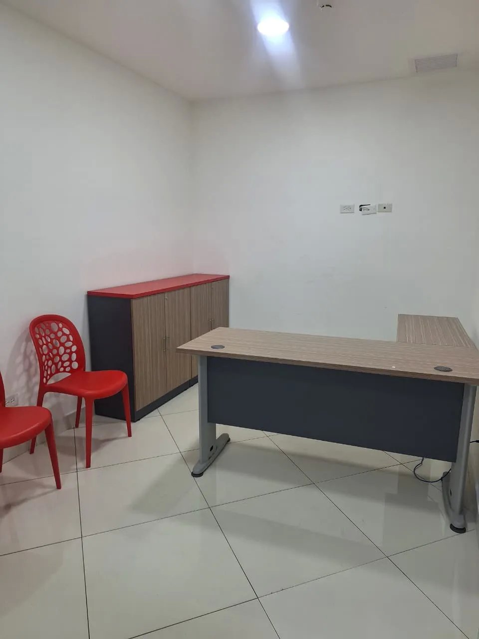 Office for Sale in the Heart of the Financial District