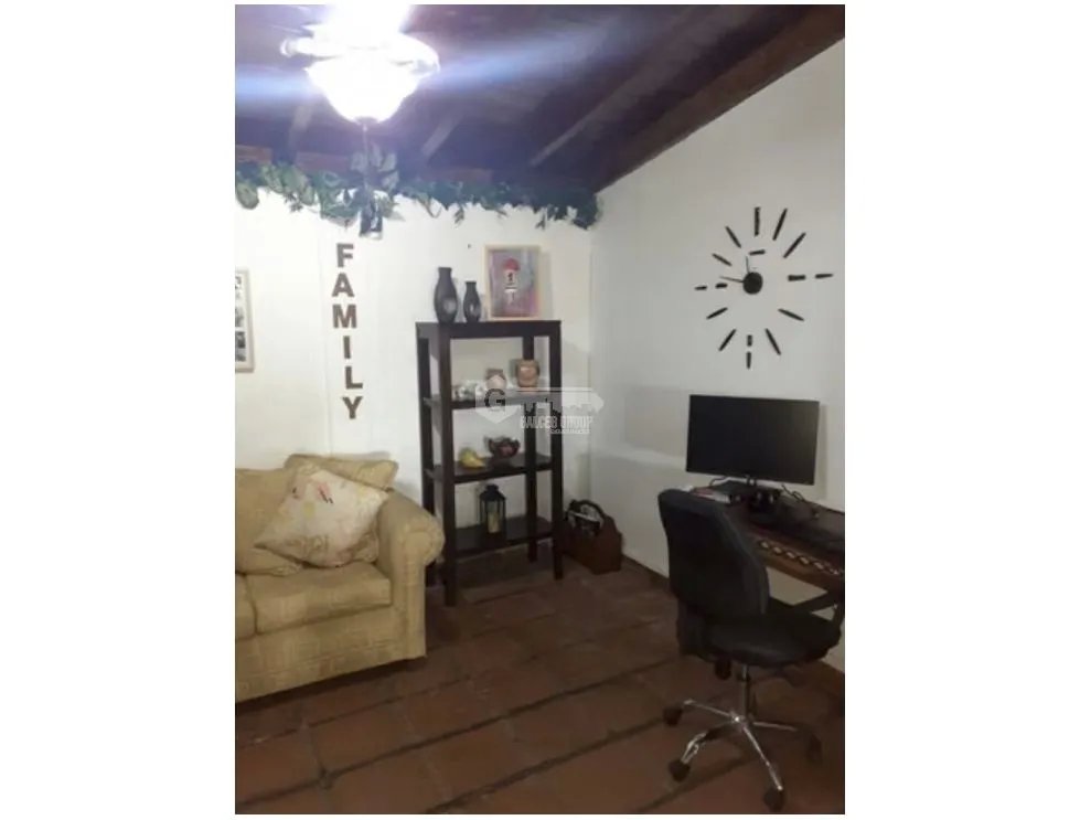 SE VENDE CASA EN CHAME PLAYA GORGONA 1867 M2 CON PISCINA