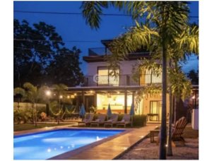 GORGONA / PLAYA MALIBU / 4 BEDROOMS / 1000 M2 / SWIMMING POOL / ROOFTOP TERRACE