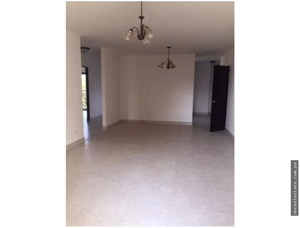 Venta de Apartamento en PH Embassy Village, Ancón