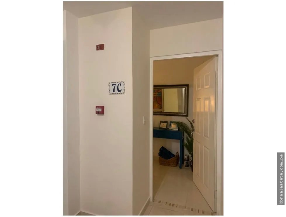 Venta de Apartamento en PH Villa Azul, Playa Blanca