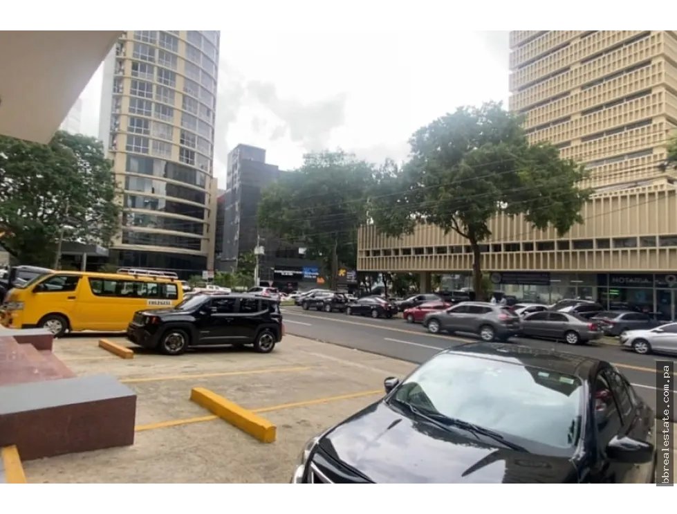 Commercial Building Rental in Obarrio