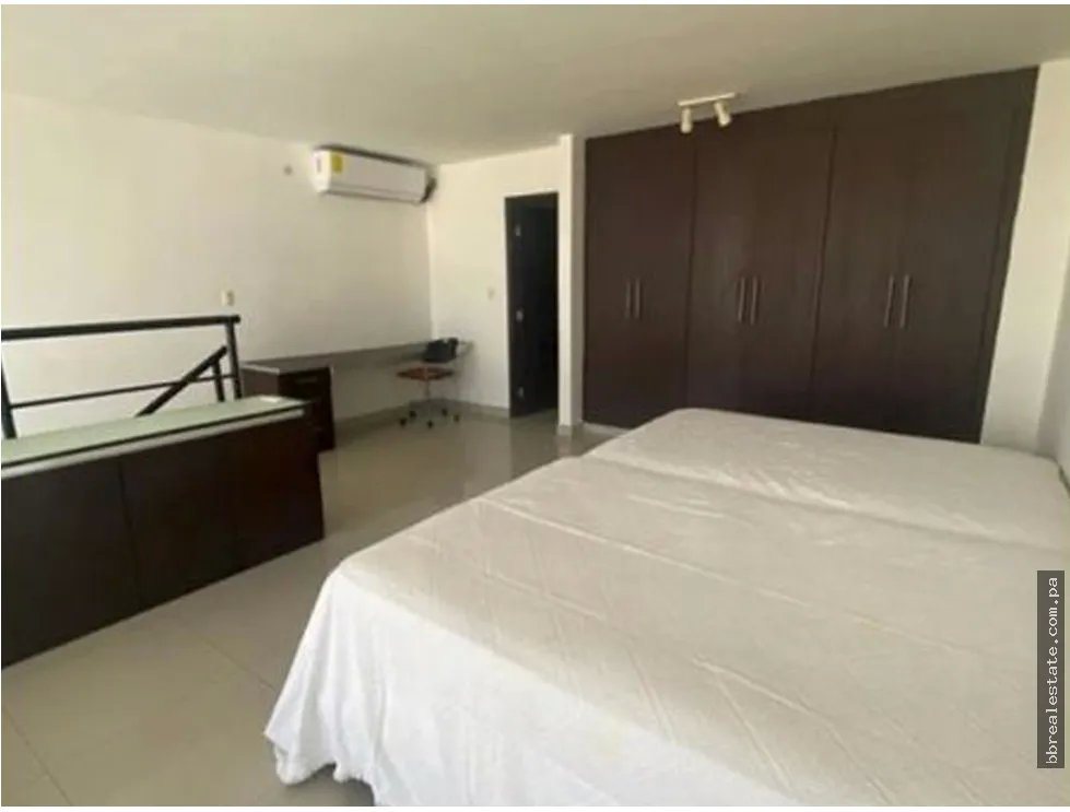 Se vende apartamento en El Cangrejo, Ph Vitro Loft