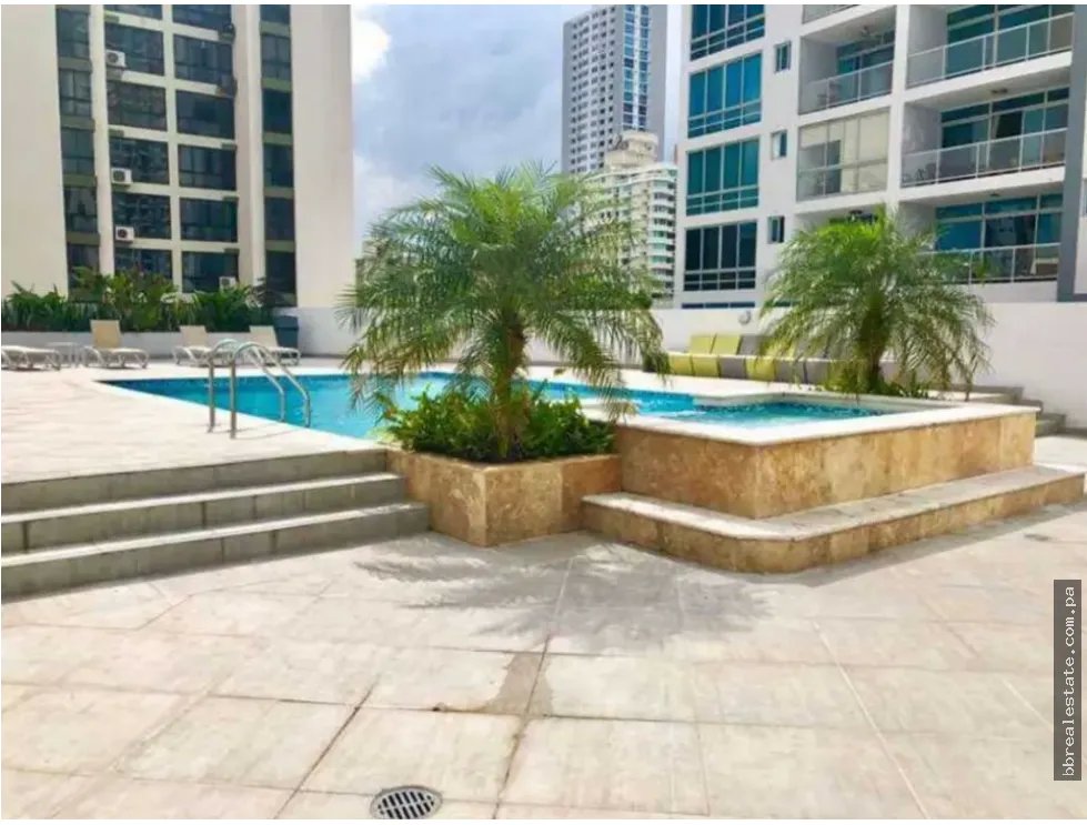 Se vende apartamento en El Carmen, PH Trinity