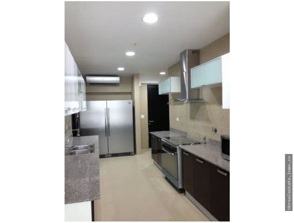 Apartment for sale in Punta Pacifica