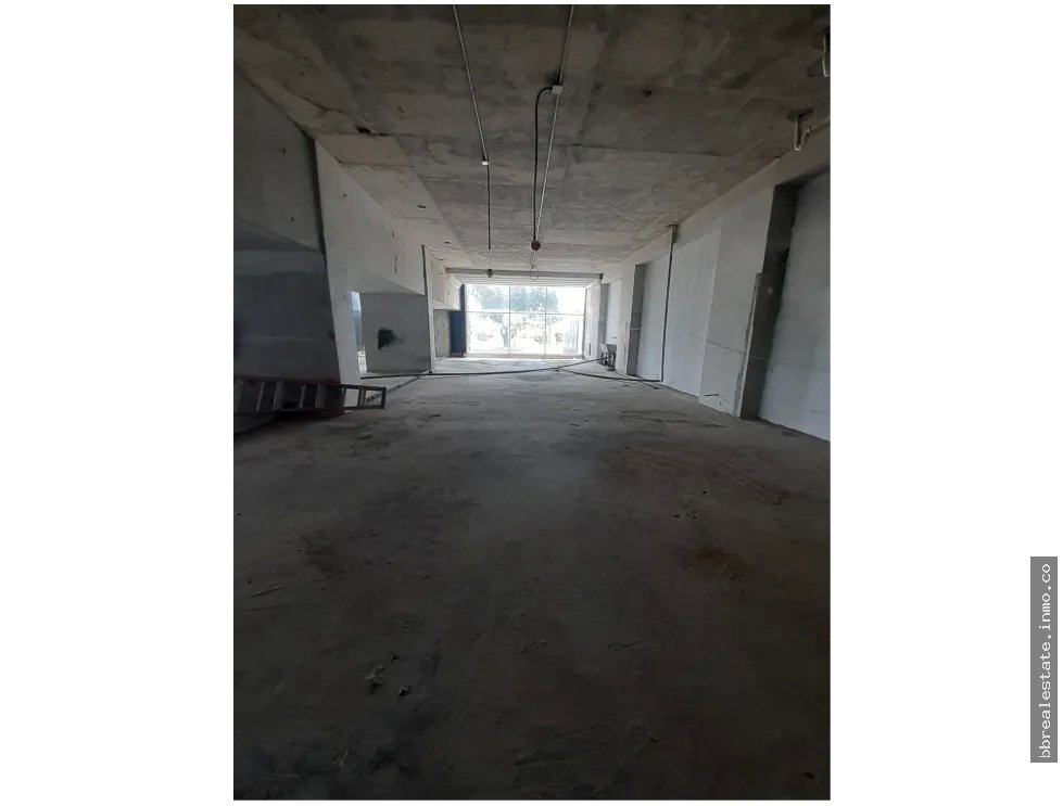 COMMERCIAL SPACE FOR RENT AV BALBOA NEGOTIABLE