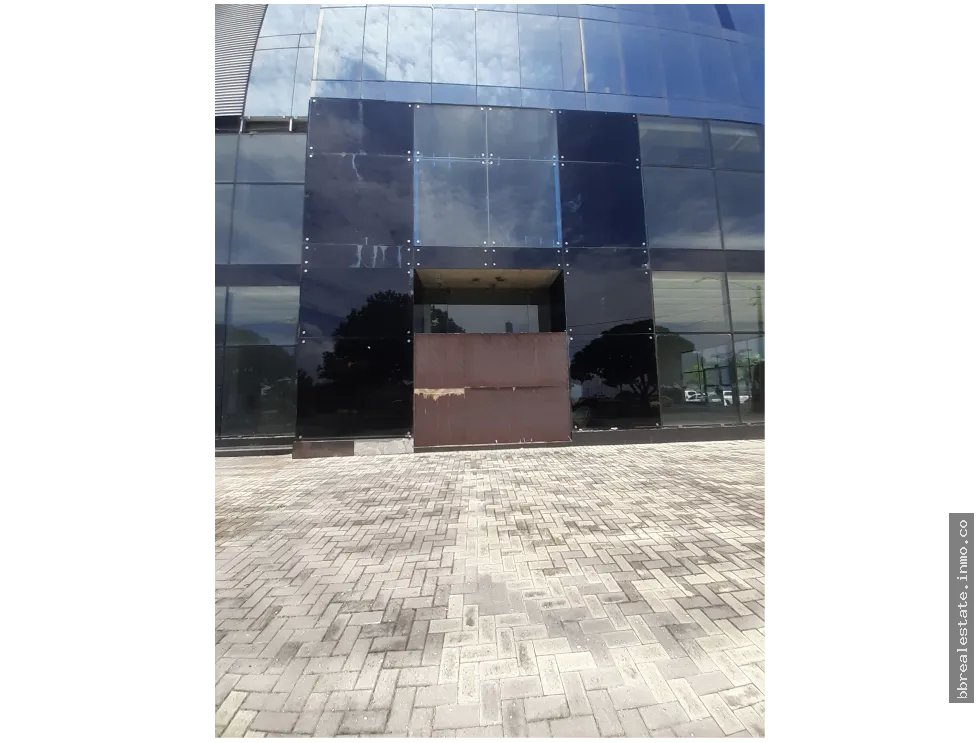 COMMERCIAL SPACE FOR RENT AV BALBOA NEGOTIABLE