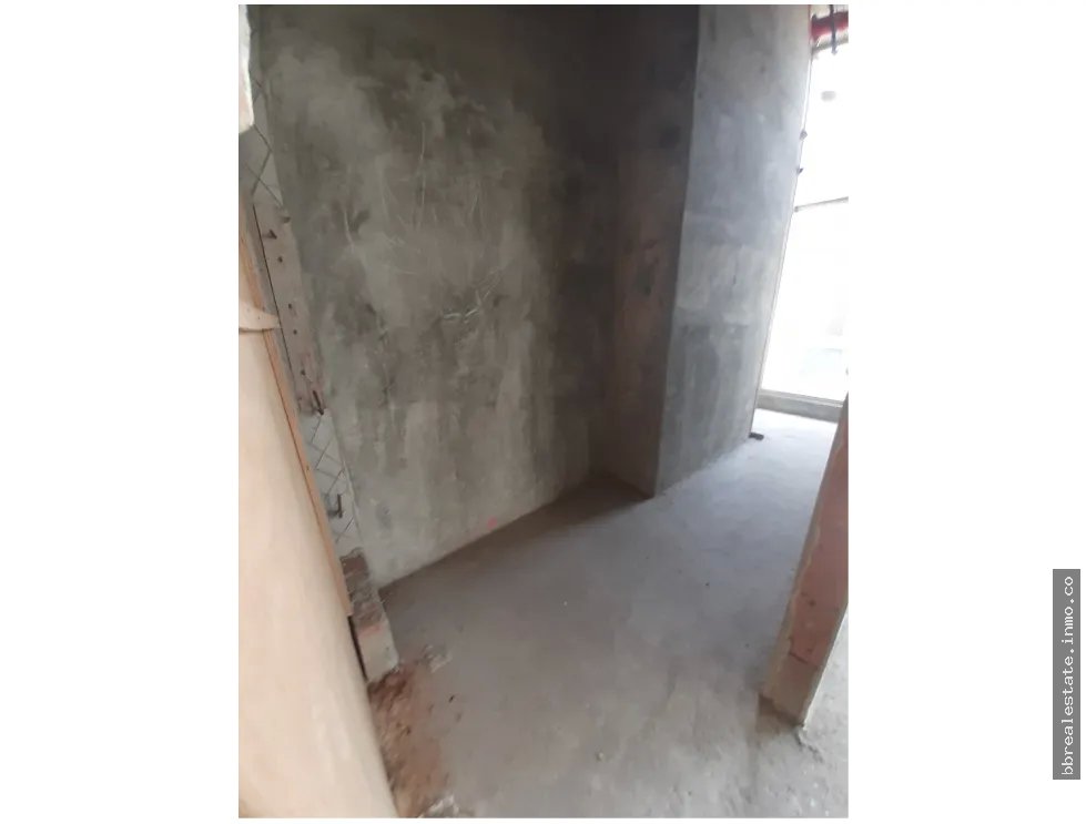 ALQUILER LOCAL COMERCIAL AV BALBOA NEGOCIABLE