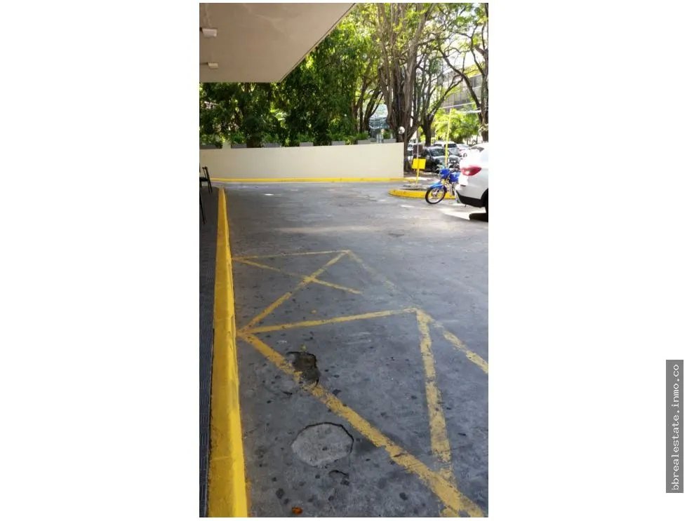VENTA LOCAL COMERCIAL EN OBARRIO 196M2