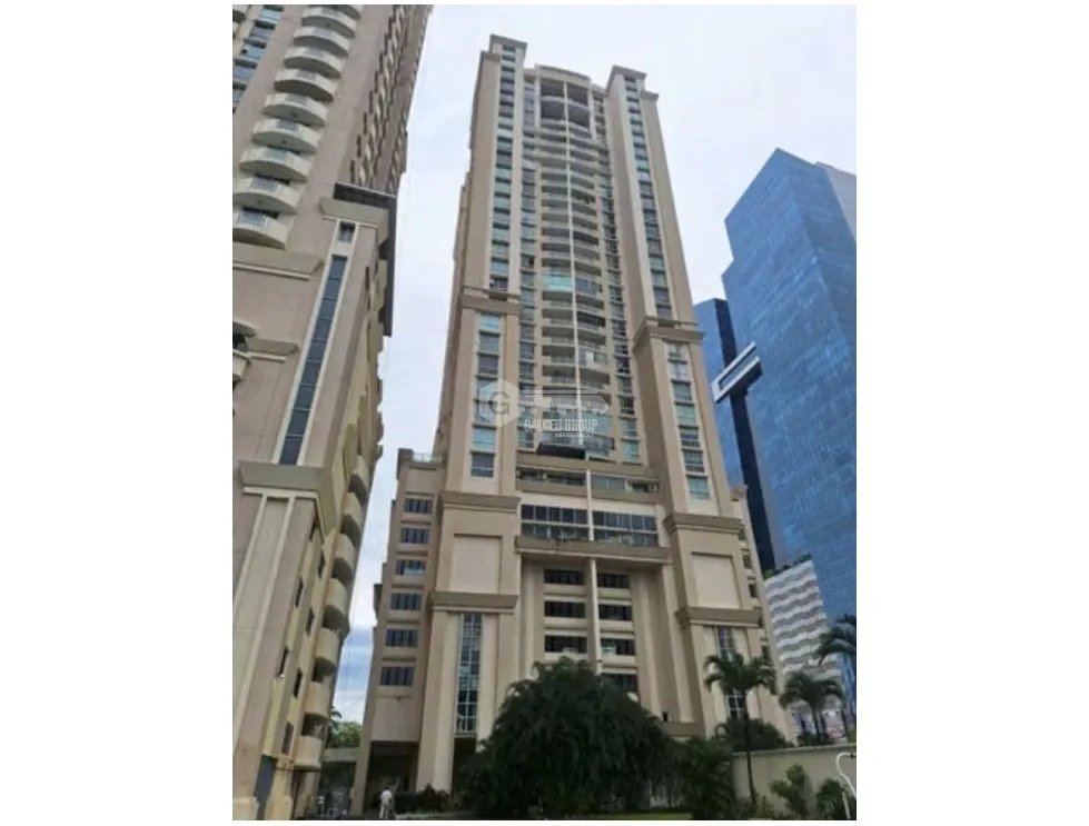 SE ALQUILA APARTAMENTO PUNTA PACIFICA 200M 4 HABITACIONES BALCON