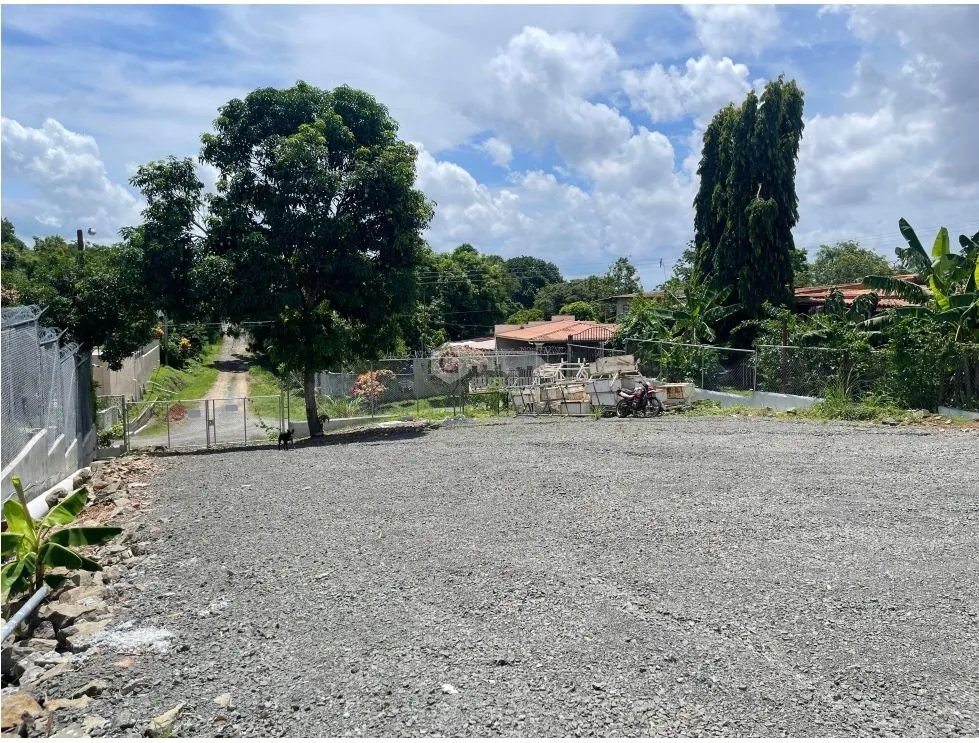 SE ALQUILA OFICINA EN CHORRERA 1800 M2 CON DEPOSITO 3 DIVICIONES
