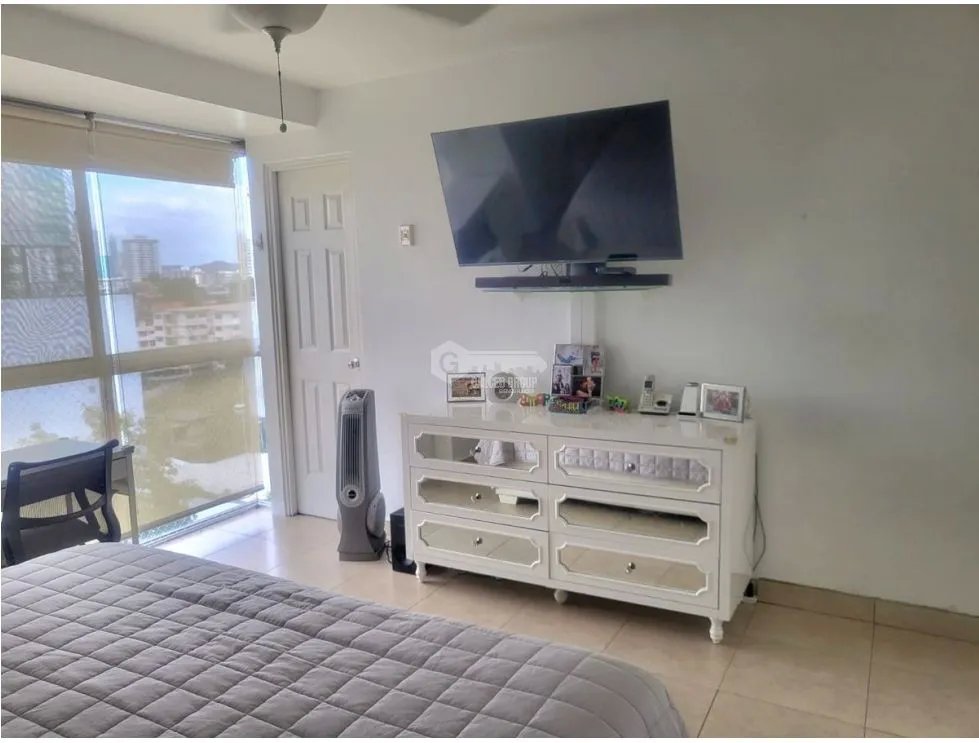 SE VENDE APARTAMENTO EN SAN FRANCISCO 145M 3 HABITACIONES