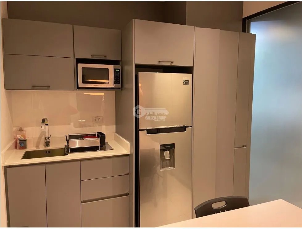 Office for Rent in Dorado City Center - 306 sqm, 2 Bathrooms, 5 Divisions