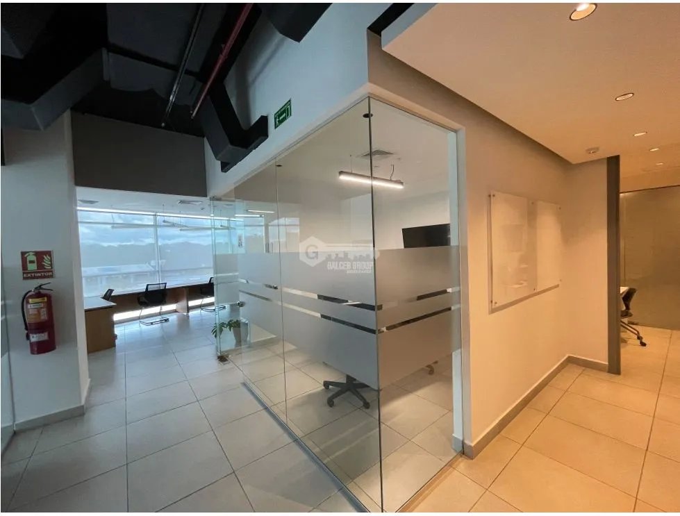 OFFICE / EL DORADO / CITY CENTER / 306M / 2 BATHROOMS / 5 DIVISIONS