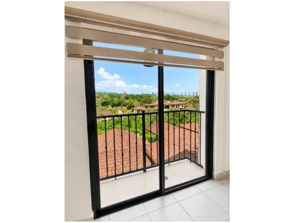 Venta de apartamento en PH Embassy Village | Clayton. JC