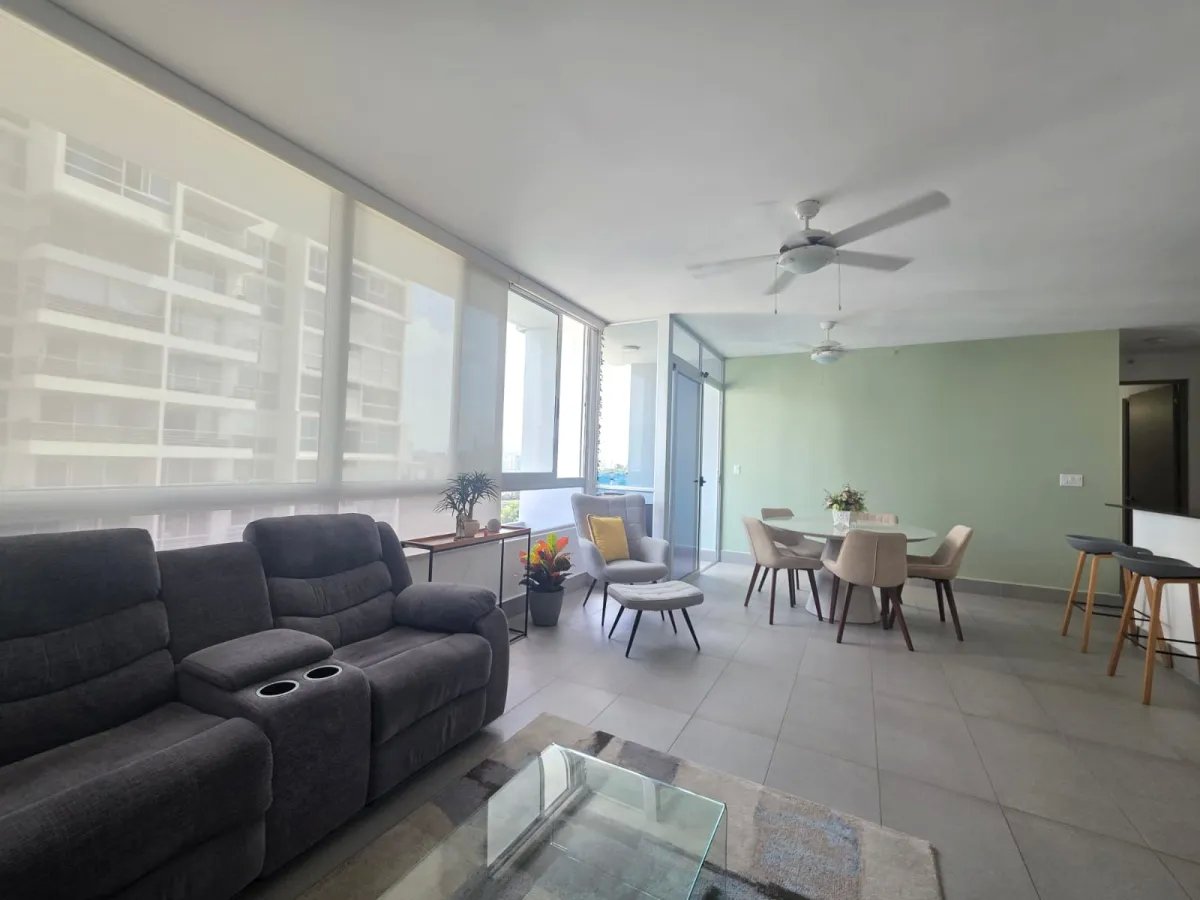 Apartment for Sale at PH Loma Vista Tower, La Loma