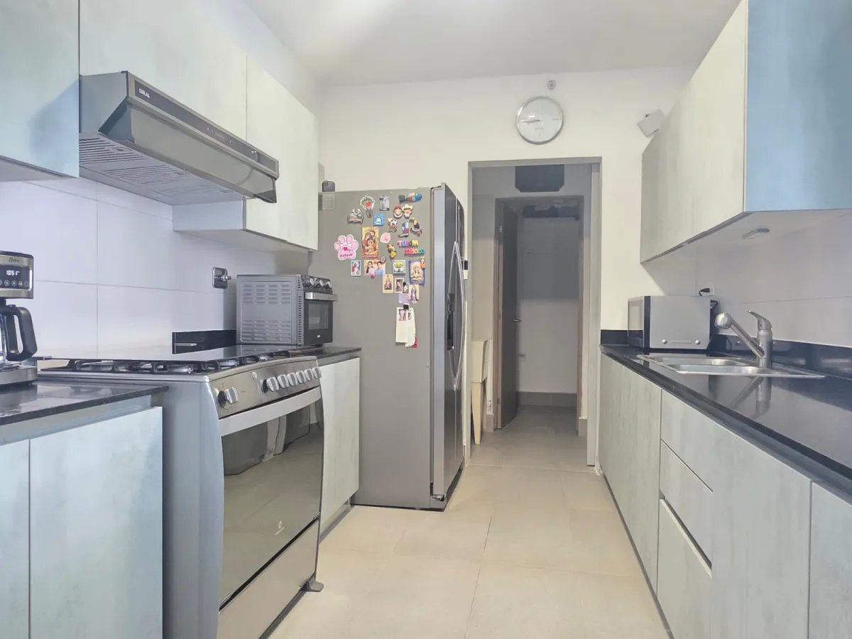 Apartment for Sale at PH Loma Vista Tower, La Loma