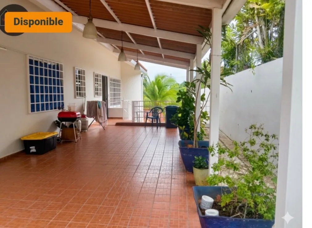 Sale of House in La Montañeza, Brisas del Golf
