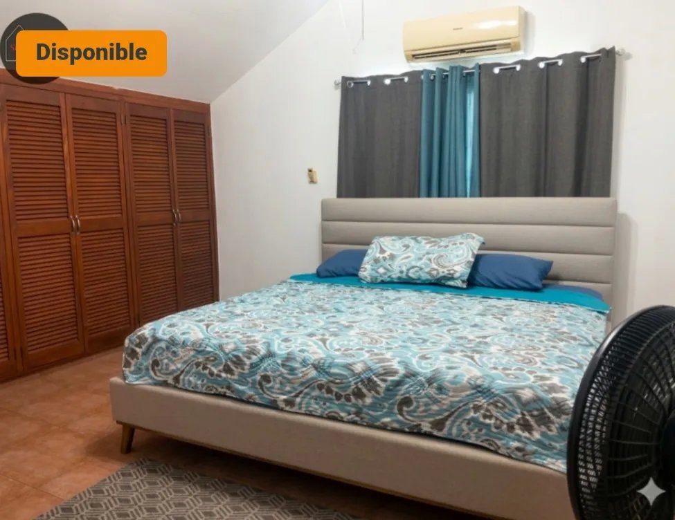 Sale of House in La Montañeza, Brisas del Golf