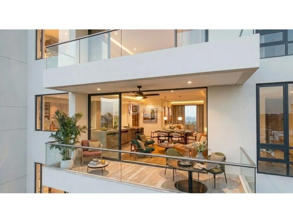 COSTA DEL ESTE / MADERO / 242M / 4 HABITACIONES / 4 BAÑOS / DEN