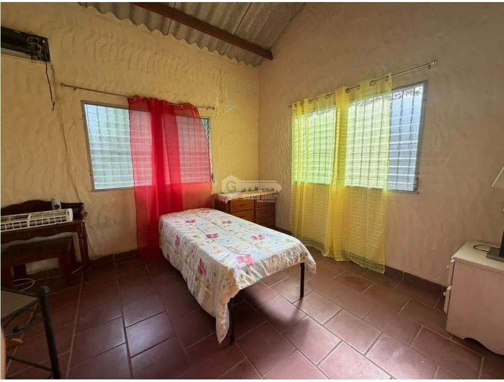 CHAME / SAJALICES / 3000M / 4 BEDROOMS / 2 BATHROOMS / GAZEBO NS