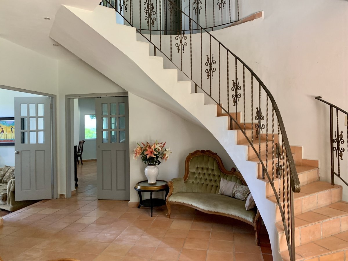 Ocean-front house in Boca Chica, owner financing available