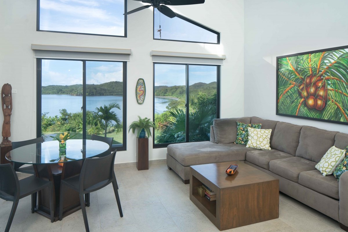 Rare find – oceanfront house on Playa Hermosa, Boca Chica