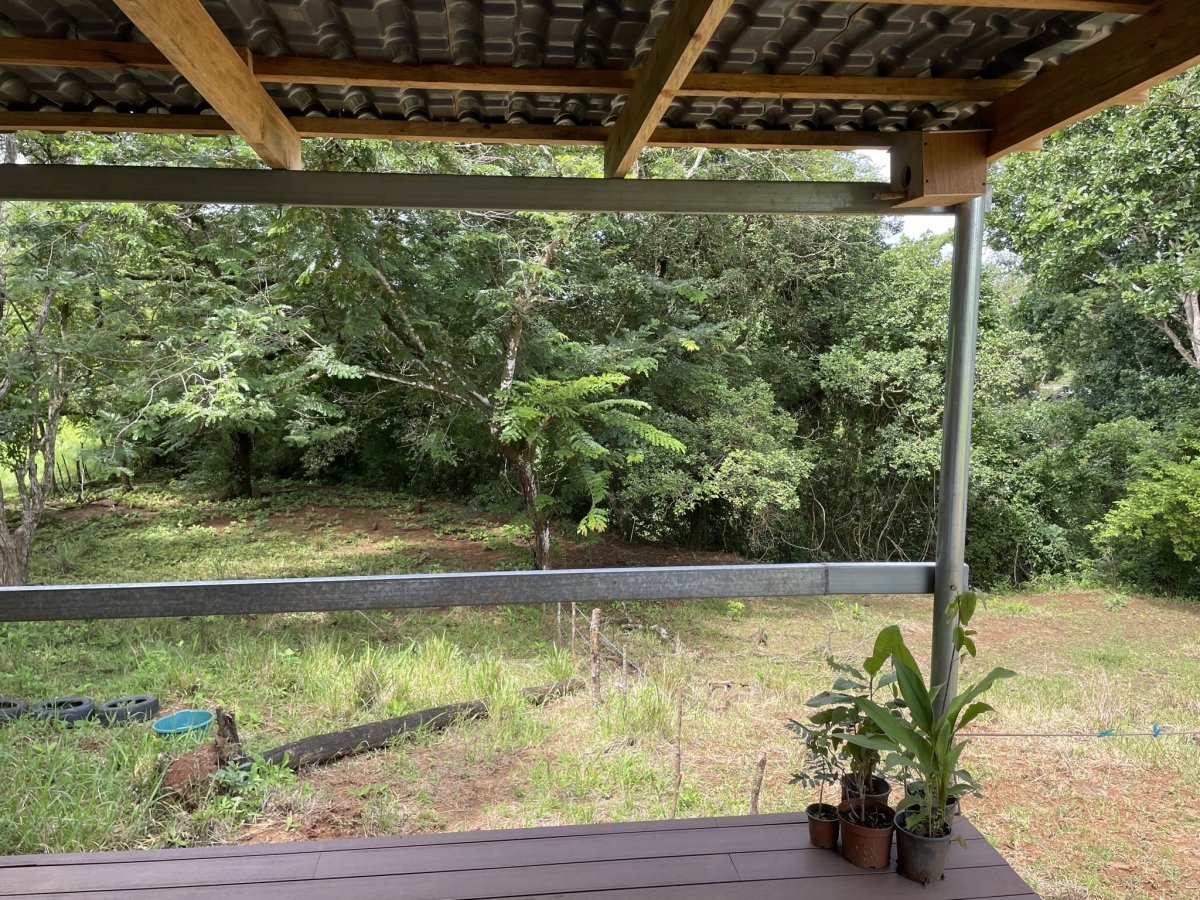 Tiny house on 1.7 hectares on beautiful river Papayal