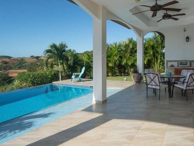 Fabulous house with ocean view in Boca Chica