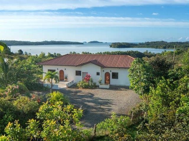 Fabulous house with ocean view in Boca Chica