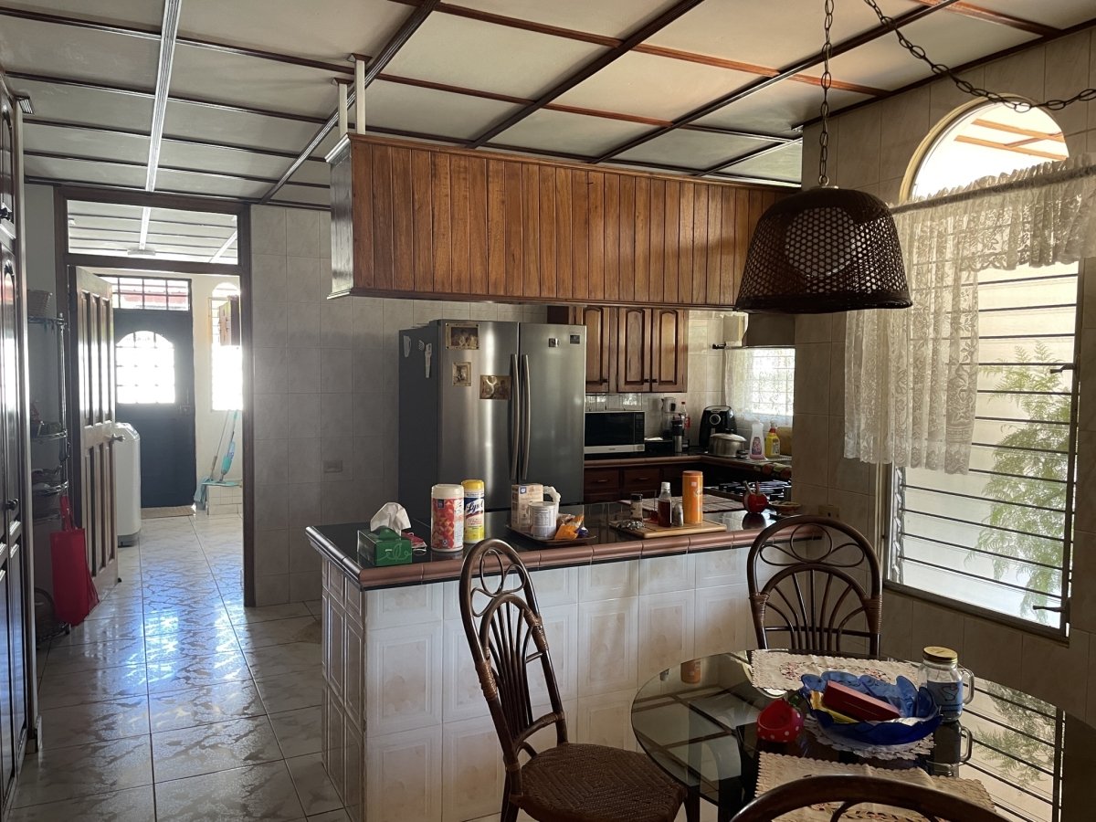 Cómoda casa en la mejor zona residencial de David