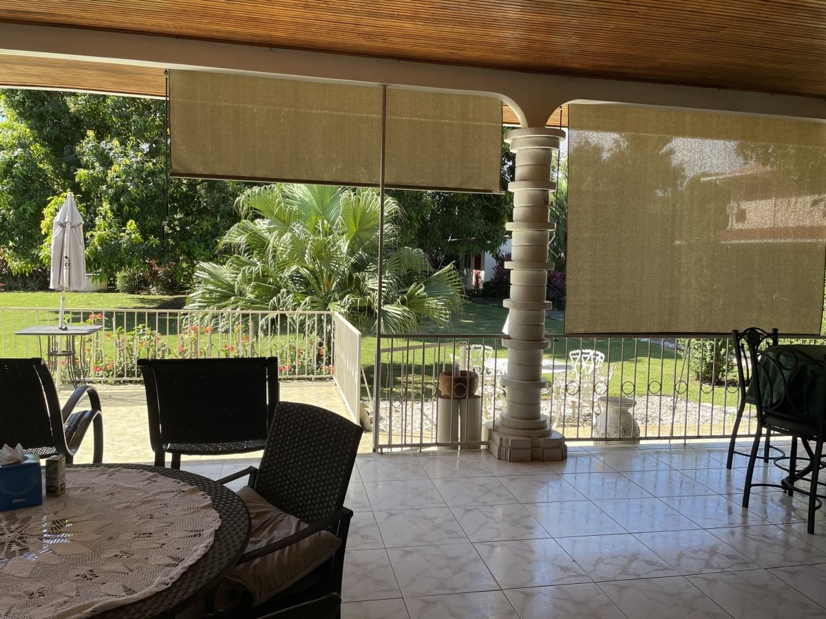 Cómoda casa en la mejor zona residencial de David