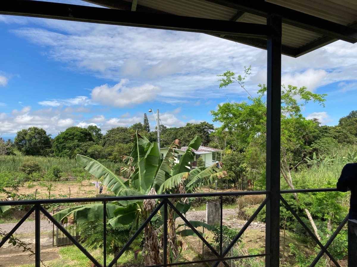 1-storey house with roof terrace in cool and quiet area, near Boquete