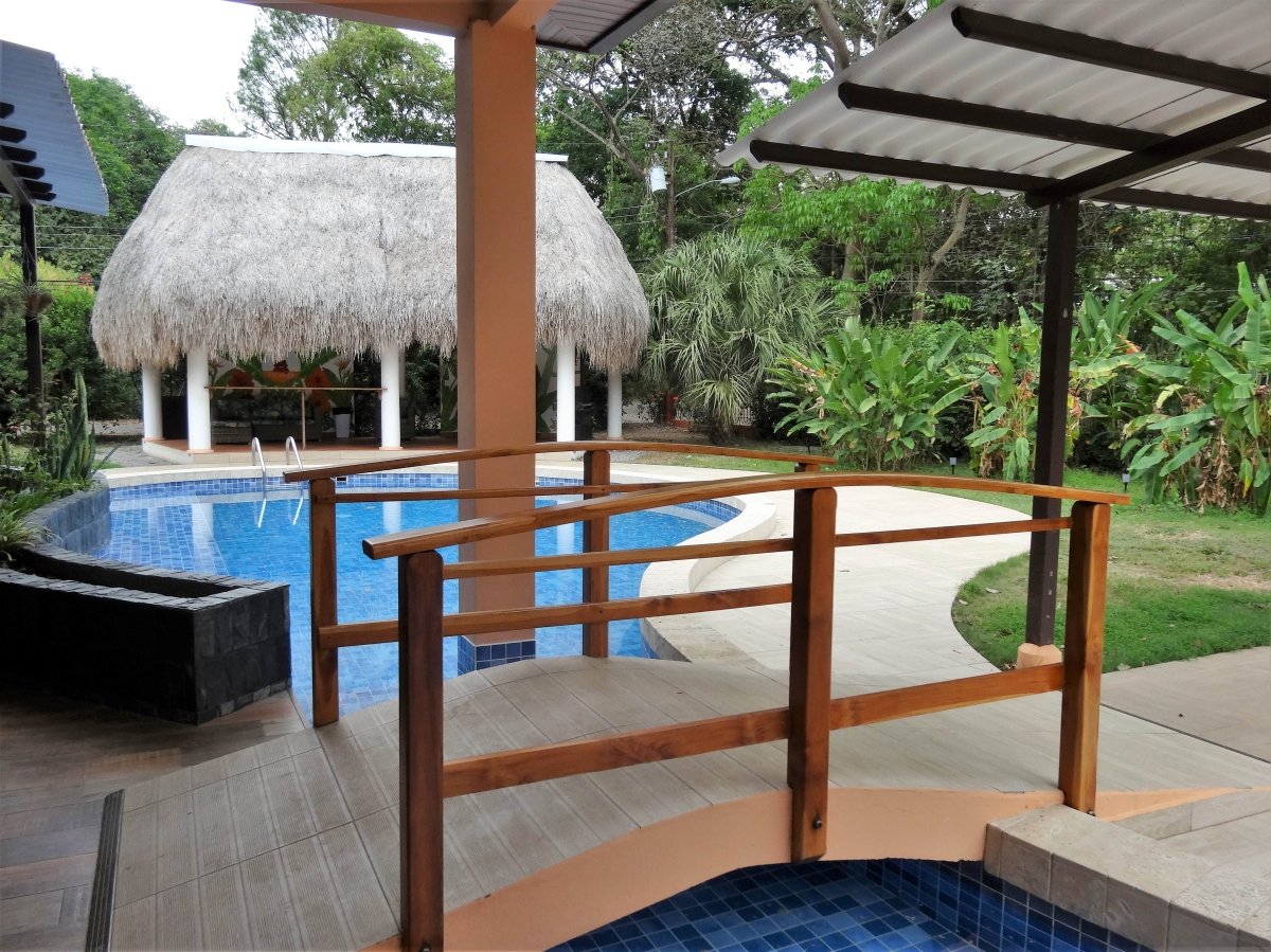 Hotel boutique rentable y consolidado en David