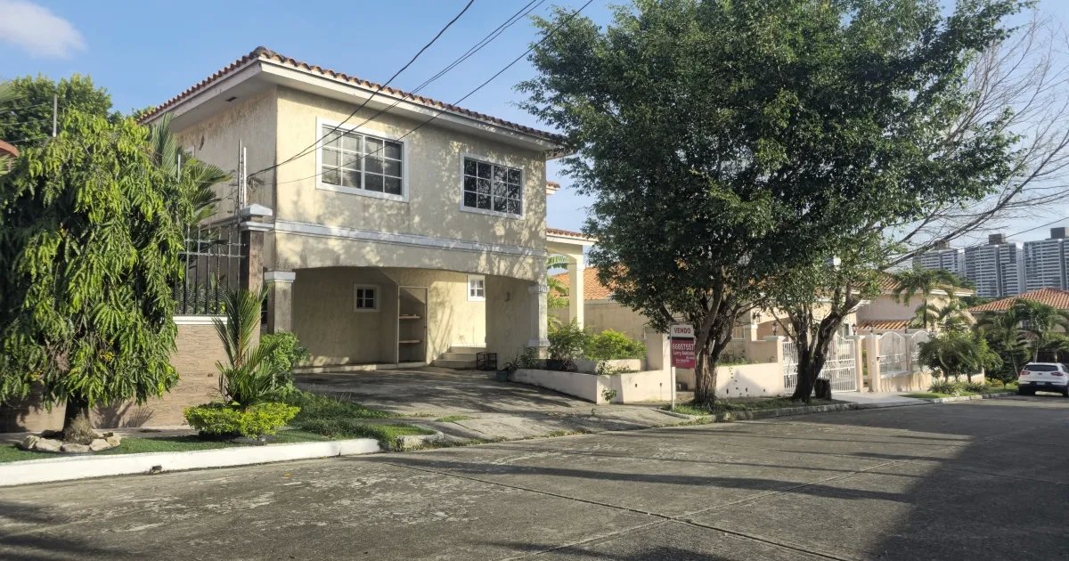 Venta de casa en Fuente del Fresno, San Miguelito