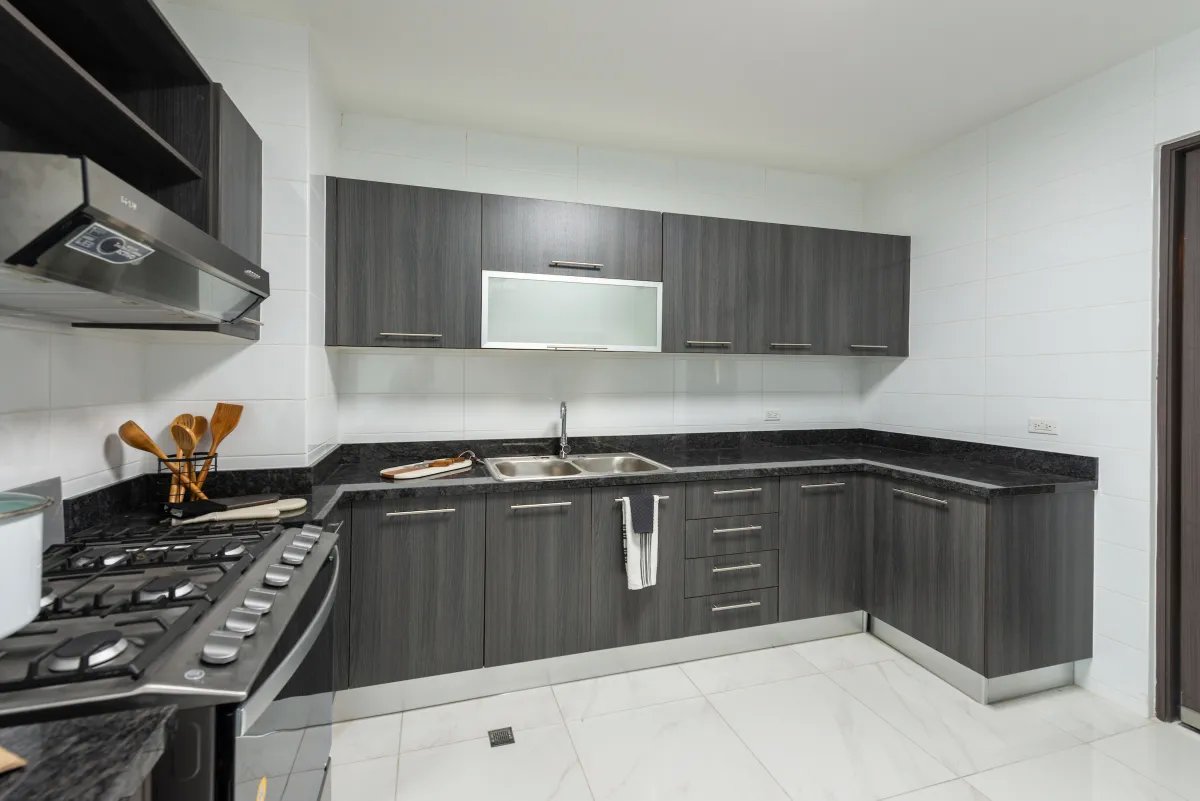 Exclusivo en Edison Park  Pacific Park Towers (142m²) – $345,100