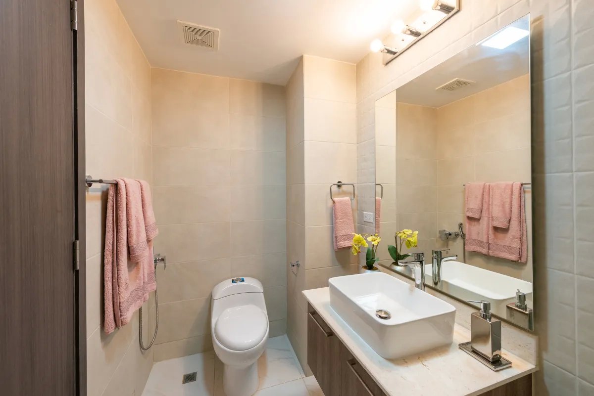 Luxury and Spaciousness in Edison Park Pacific Park Towers (162m²) – $409,500